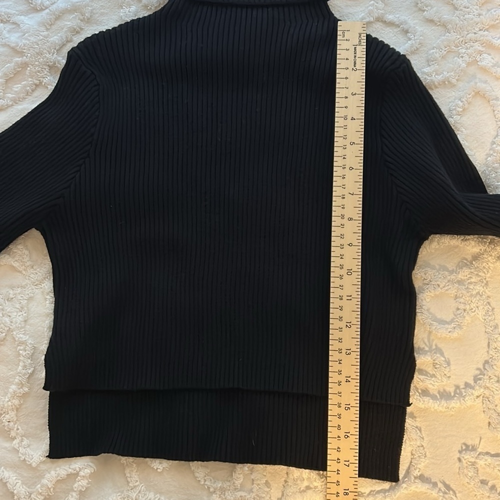 NWT Vici Fate black turtleneck, crop, women’s size medium. - Picture 8 of 9